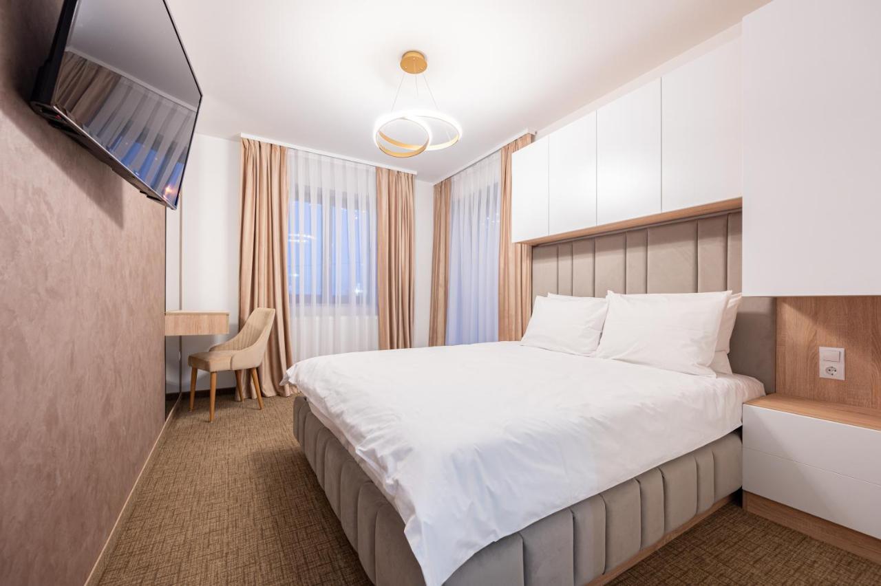 Klia Hotel Sînmartin Екстериор снимка
