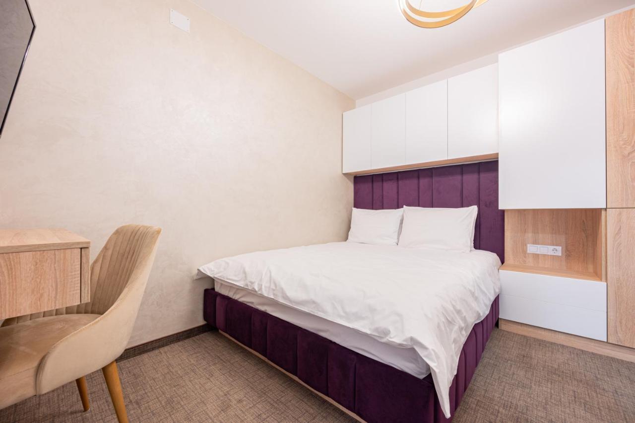 Klia Hotel Sînmartin Екстериор снимка